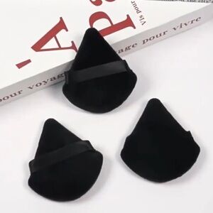 FREE Black Powder Puff (1 Count)